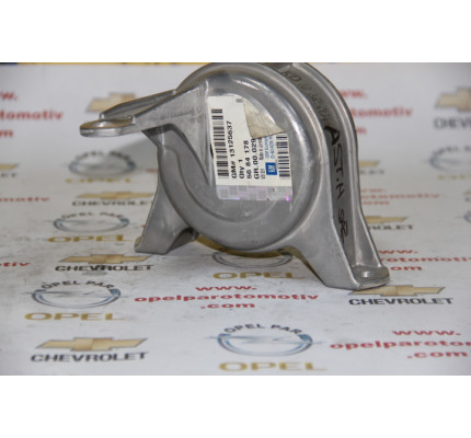 Motor Kulak Sağ Astra H | Opelpar Otomotiv