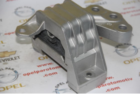 Motor Kulak Sağ Vectra C | Opelpar Otomotiv
